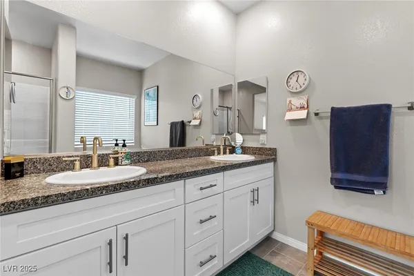 $679,999 | 1961 Colbert Cove Court, North Las Vegas, NV 89084