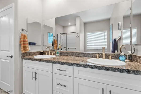 $679,999 | 1961 Colbert Cove Court, North Las Vegas, NV 89084