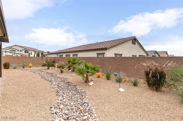$679,999 | 1961 Colbert Cove Court, North Las Vegas, NV 89084