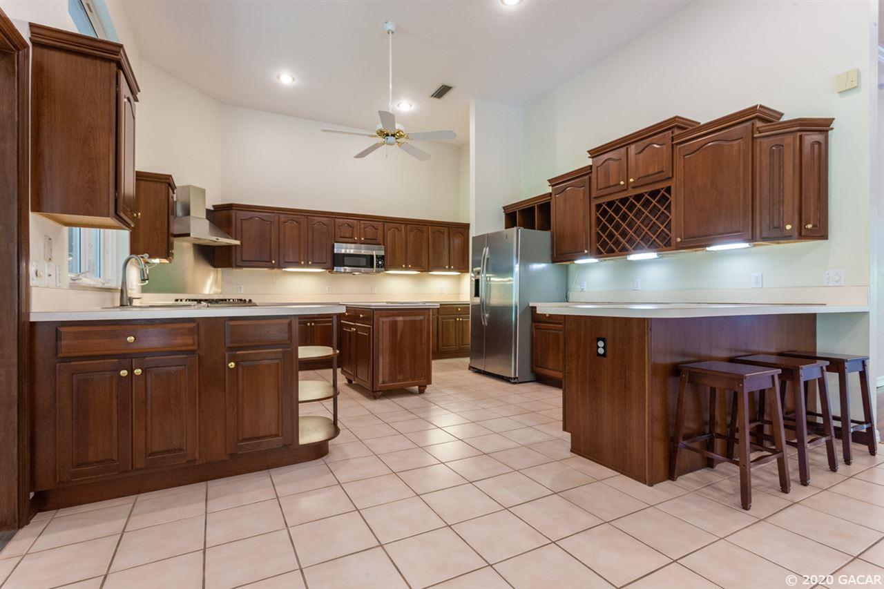 2912 Southwest 68th Lane Gainesville, FL 32608 - Photo 11 of 30 Gallery Image 11