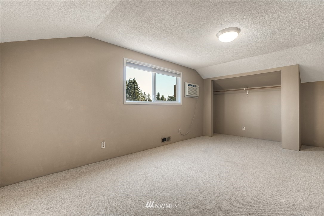 14610 Southeast 165th Place Renton, WA 98058 - Photo 24 of 38 Gallery Image 24