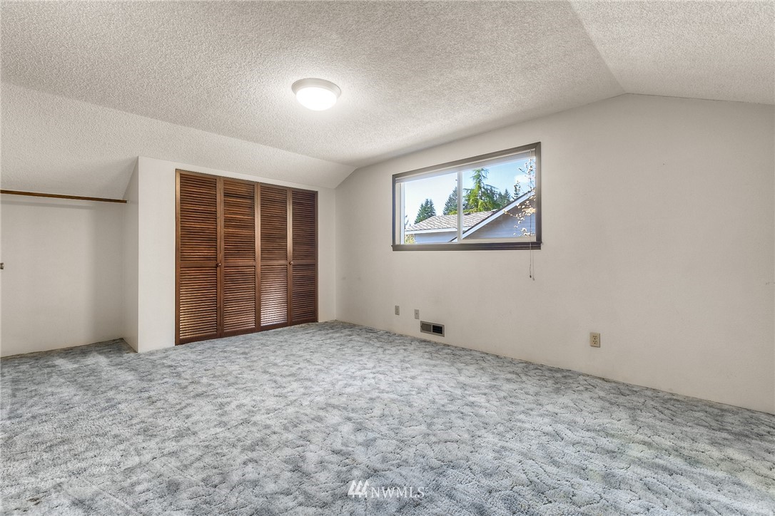 14610 Southeast 165th Place Renton, WA 98058 - Photo 25 of 38 Gallery Image 25