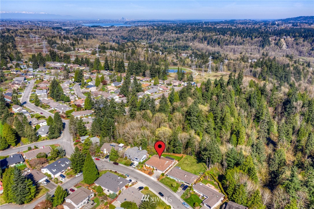 14610 Southeast 165th Place Renton, WA 98058 - Photo 37 of 38 Gallery Image 37