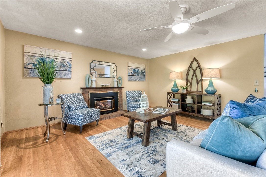 14610 Southeast 165th Place Renton, WA 98058 - Photo 10 of 38 Gallery Image 10