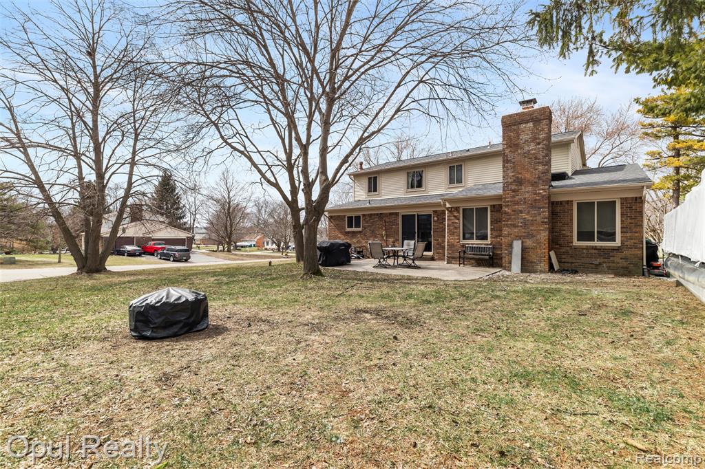 4748 Ravinewood Drive Commerce Township, MI 48382 - Photo 37 of 49 Gallery Image 37