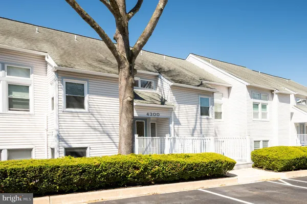 $219,900 | 4301 Birch Circle, Wilmington, DE 19808