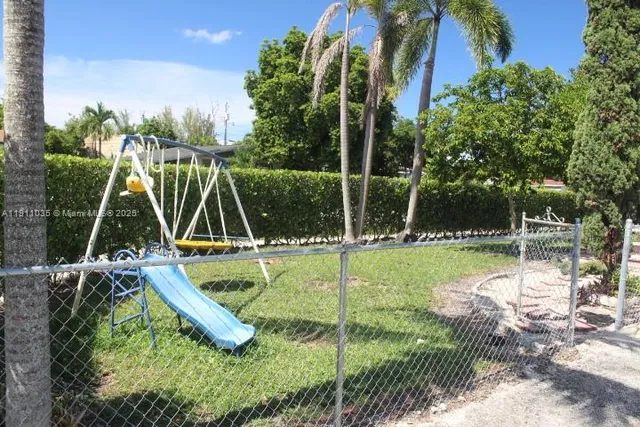 $450,000 | 20541 Northwest 20th Court, Miami Gardens, FL 33056