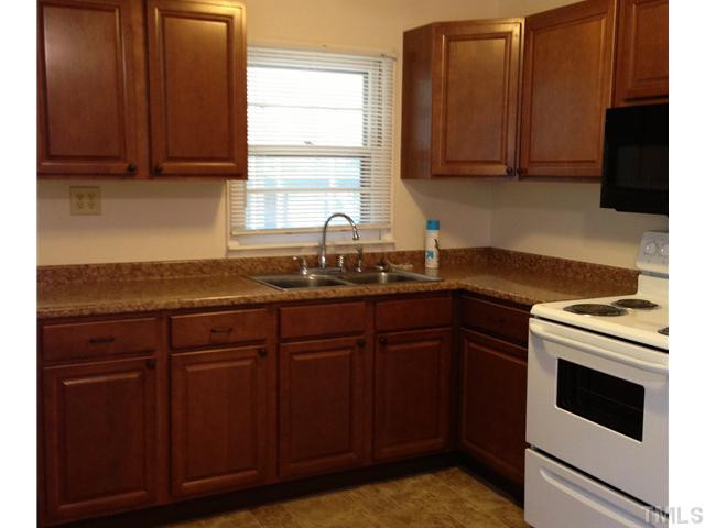 419 Grovemont Road Raleigh, NC 27603 - Photo 6 of 22 Kitchen