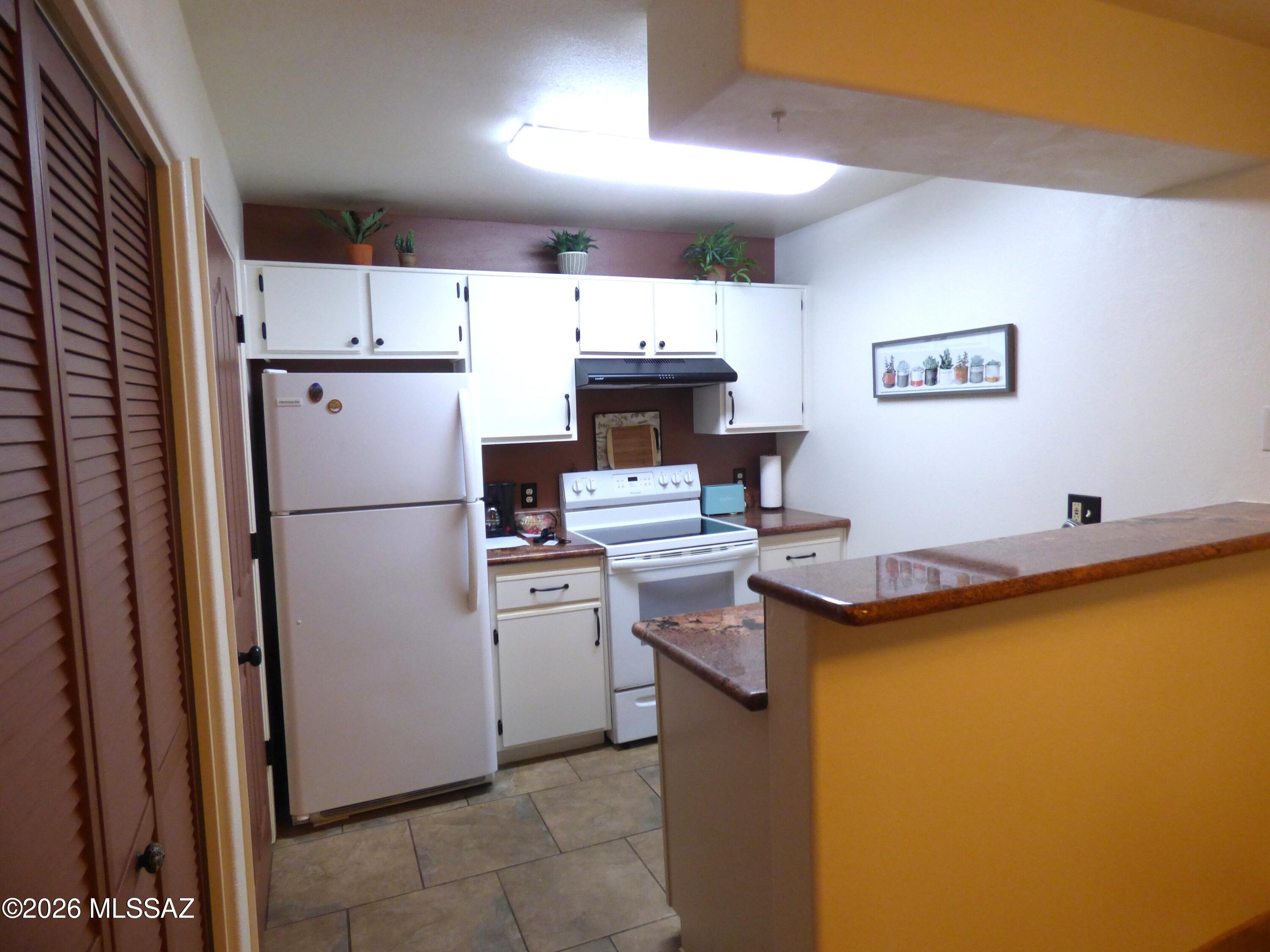 5751 North Kolb Road, Unit 5208 Tucson, AZ 85750 - Photo 10 of 20
