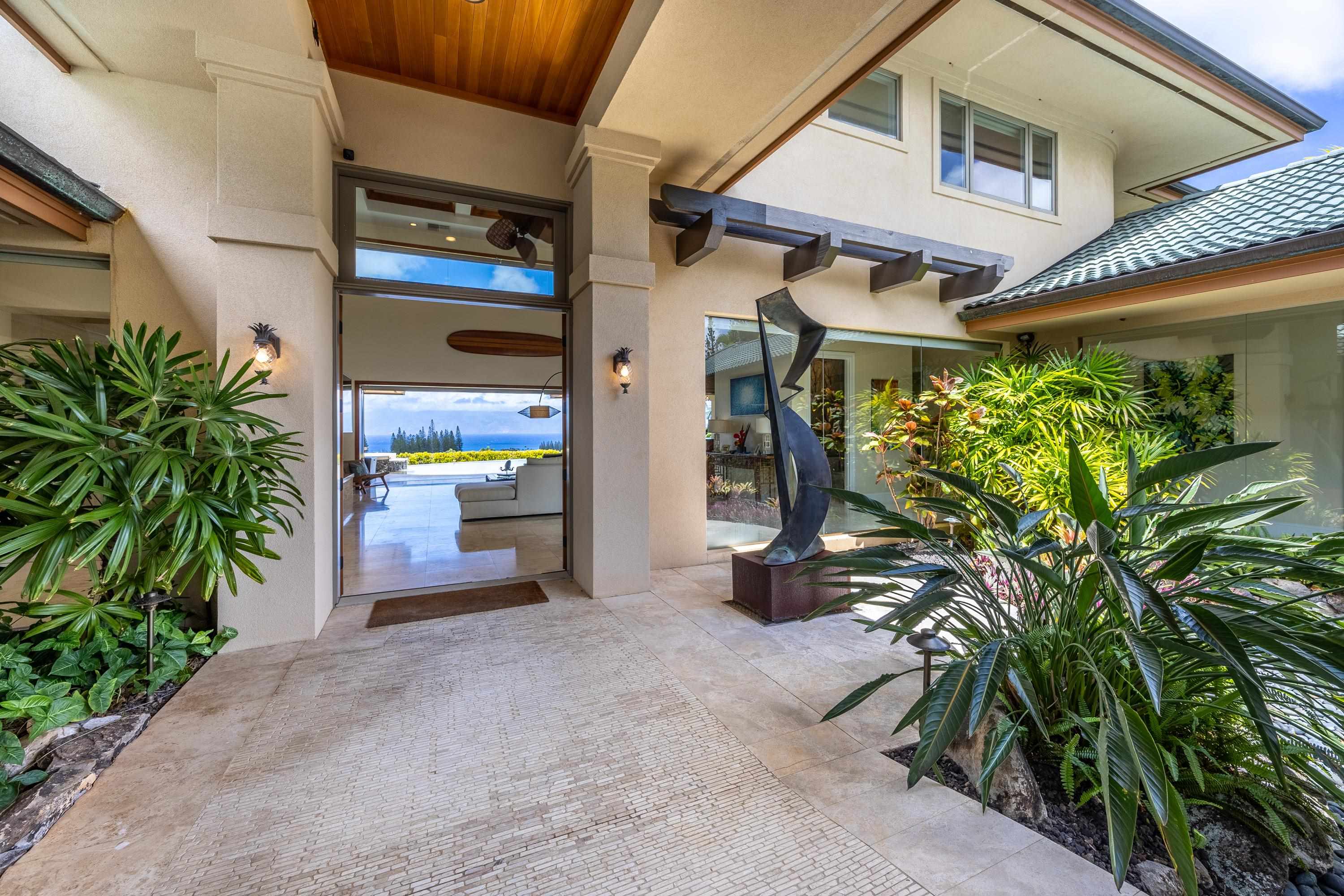 222 Crestview Road Lahaina, HI 96761 - Photo 37 of 49 Front Entry