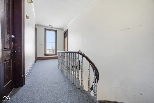 $250,000 | 125 West Washington Street, Shelbyville, IN 46176