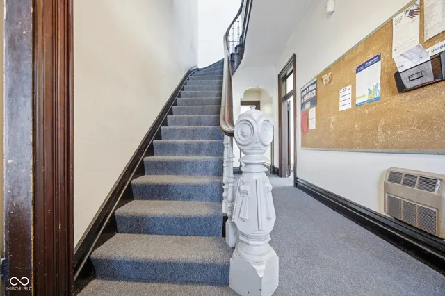 $250,000 | 125 West Washington Street, Shelbyville, IN 46176