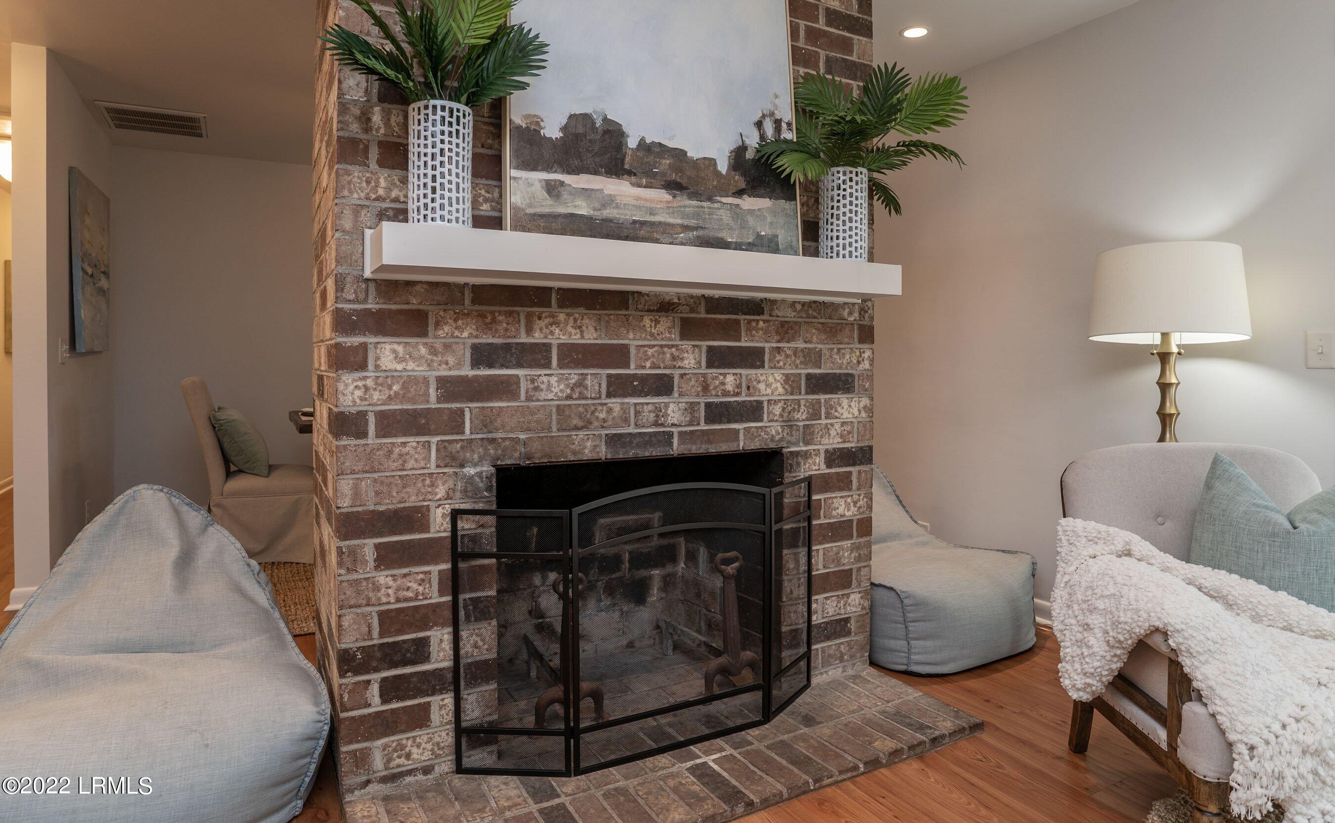 3032 Mink Point Boulevard Beaufort, SC 29902 - Photo 11 of 33 DSC05188-1.jpg-SMALL