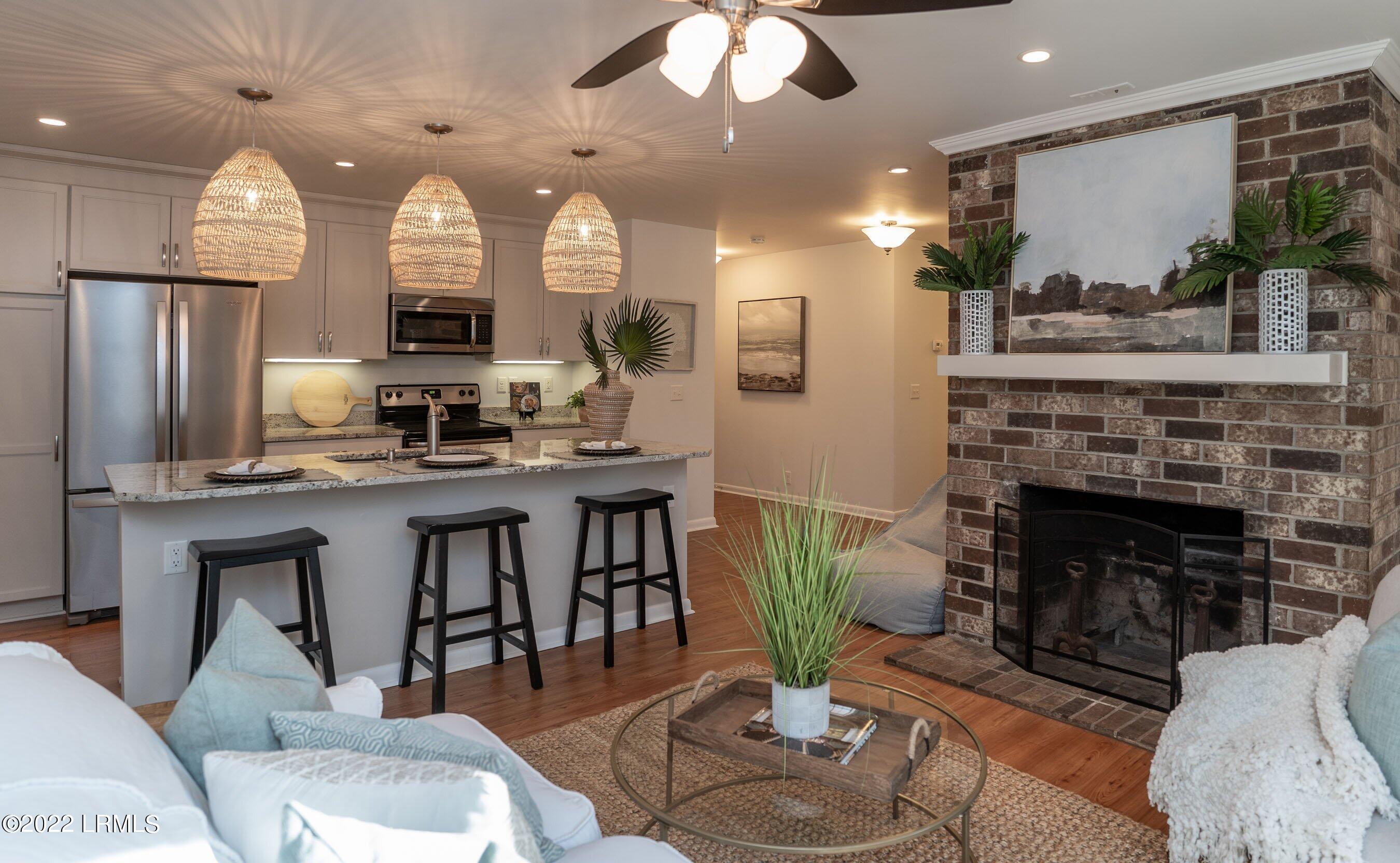 3032 Mink Point Boulevard Beaufort, SC 29902 - Photo 12 of 33 DSC05190-1.jpg-SMALL