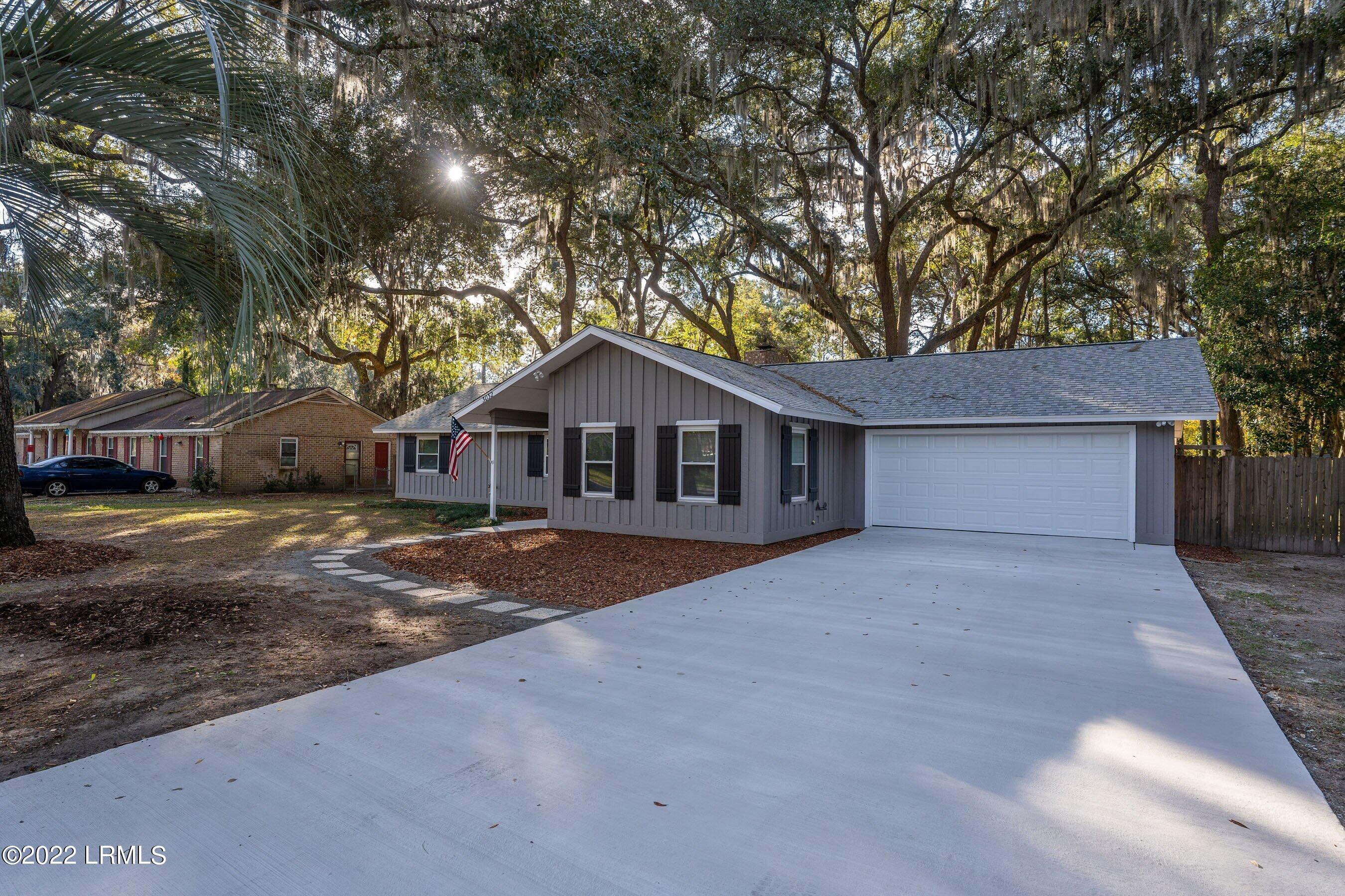 3032 Mink Point Boulevard Beaufort, SC 29902 - Photo 3 of 33 DSC05177-1.jpg-SMALL