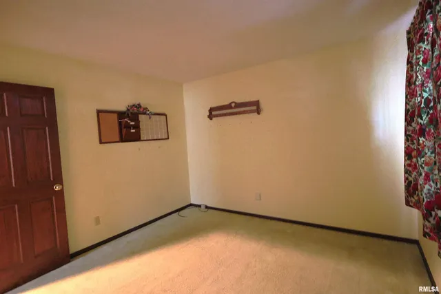 $198,000 | 334 Northwood Lane, Salem, IL 62881