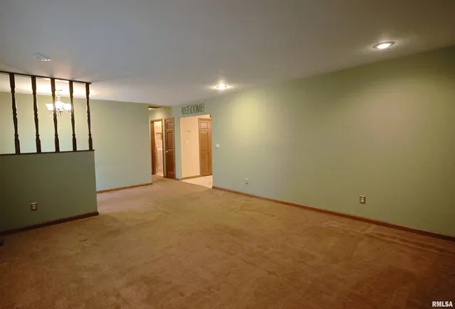 $198,000 | 334 Northwood Lane, Salem, IL 62881