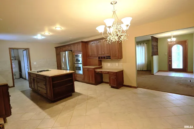 $198,000 | 334 Northwood Lane, Salem, IL 62881