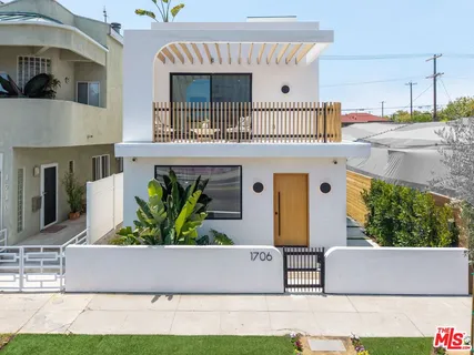 $4,995,000 | 1706 Abbot Kinney Boulevard, Venice, CA 90291