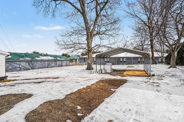 $229,900 | 3042 North Oxford Street, Claremont, NC 28610