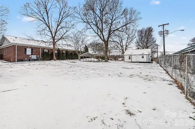 $229,900 | 3042 North Oxford Street, Claremont, NC 28610