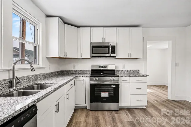 $229,900 | 3042 North Oxford Street, Claremont, NC 28610