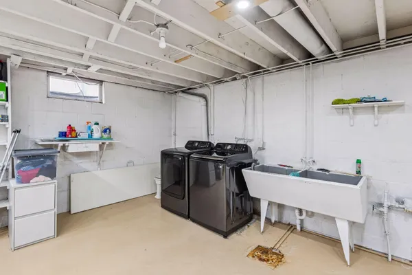 $319,999 | 317 East 1st Street, Waconia, MN 55387