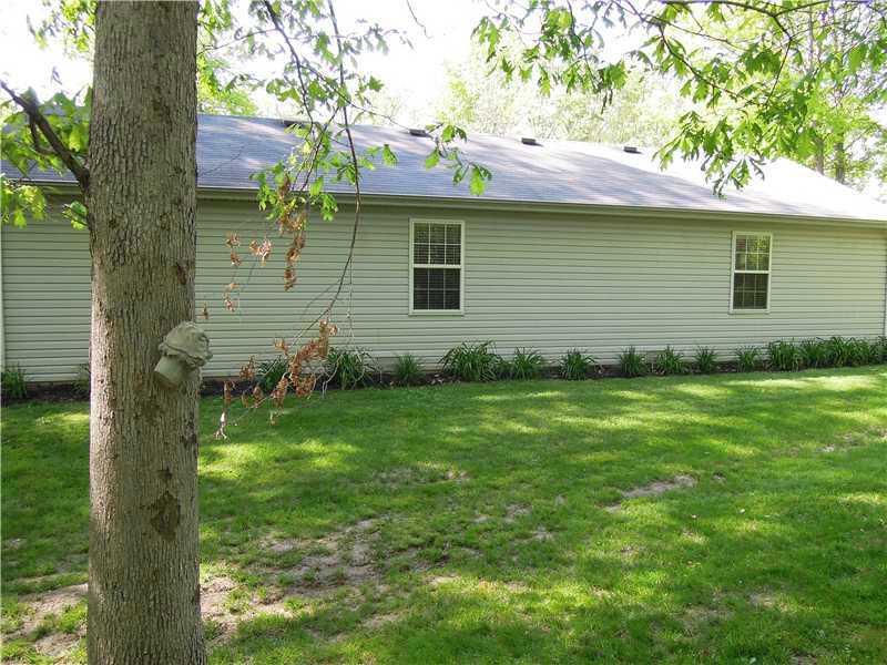 323 Mill Spring Court Fillmore, IN 46128 - Photo 9 of 13 Gallery Image 9