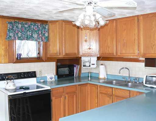 48 Deer Hill Road China, ME 04358 - Photo 6 of 25 Kitchen.