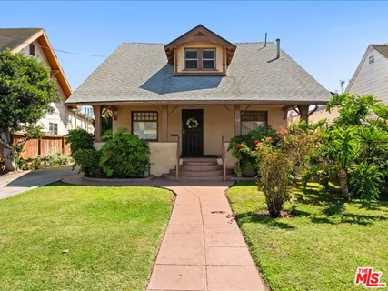 $770,000 | 144 West 45th Street, Los Angeles, CA 90037