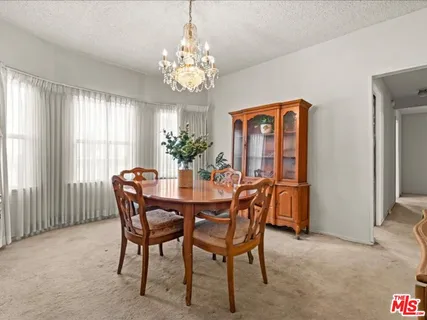 $770,000 | 144 West 45th Street, Los Angeles, CA 90037