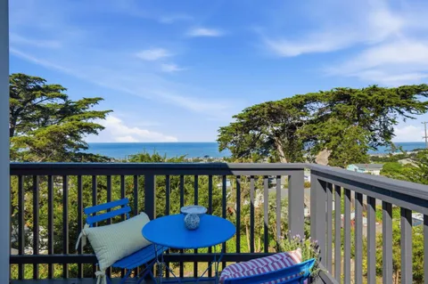 $1,197,000 | 14 Cragmont Court, Pacifica, CA 94044
