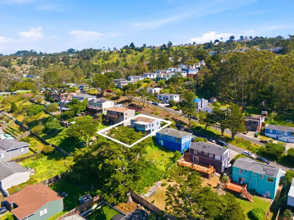 $1,197,000 | 14 Cragmont Court, Pacifica, CA 94044