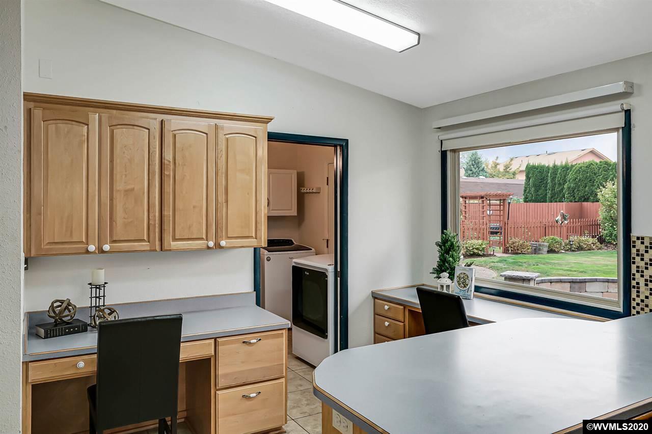 3015 Southwest Liberty Street Albany, OR 97321 - Photo 16 of 42 Gallery Image 16