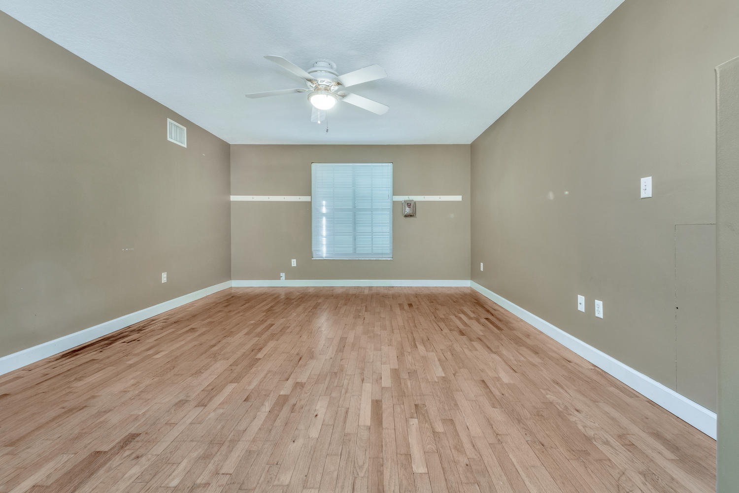 4289 Coconut Road Lake Worth, FL 33461 - Photo 21 of 27 4289 Coconut Rd Lake Worth FL-large-019-