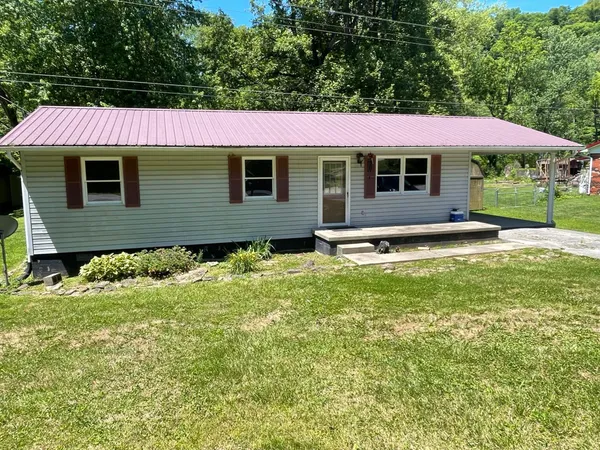 $129,900 | 4833 North State Highway 7, Grayson, KY 41143