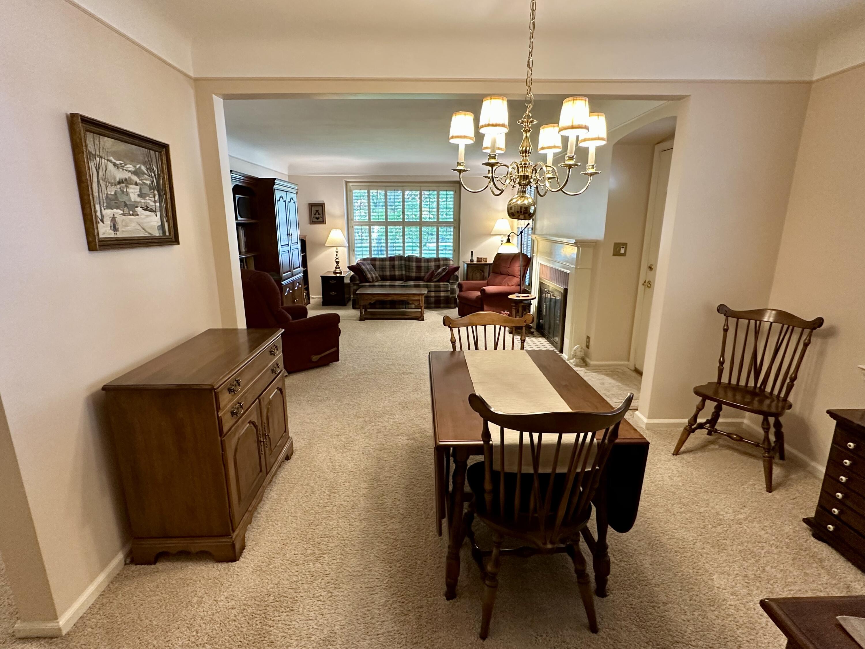 1953 Oxford Road Grosse Pointe, MI 48236 - Photo 17 of 34 Dining Room 1
