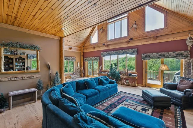 $1,488,000 | S1555 Farra Road, Wonewoc, WI 53968