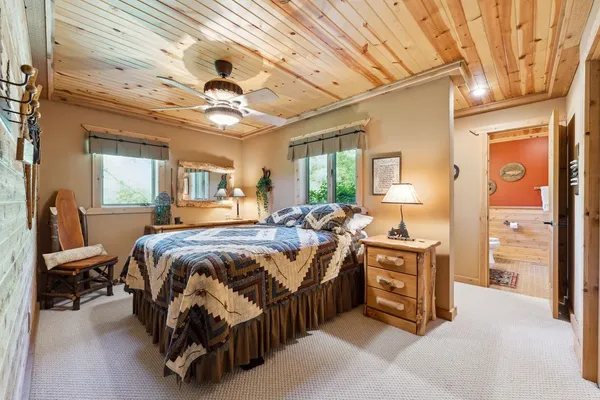 $1,488,000 | S1555 Farra Road, Wonewoc, WI 53968
