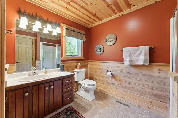 $1,488,000 | S1555 Farra Road, Wonewoc, WI 53968
