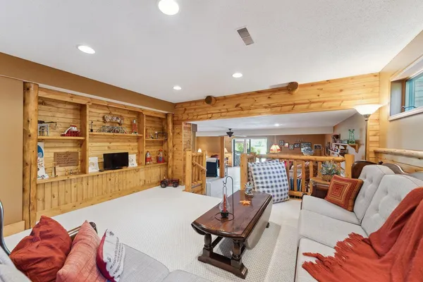 $1,488,000 | S1555 Farra Road, Wonewoc, WI 53968