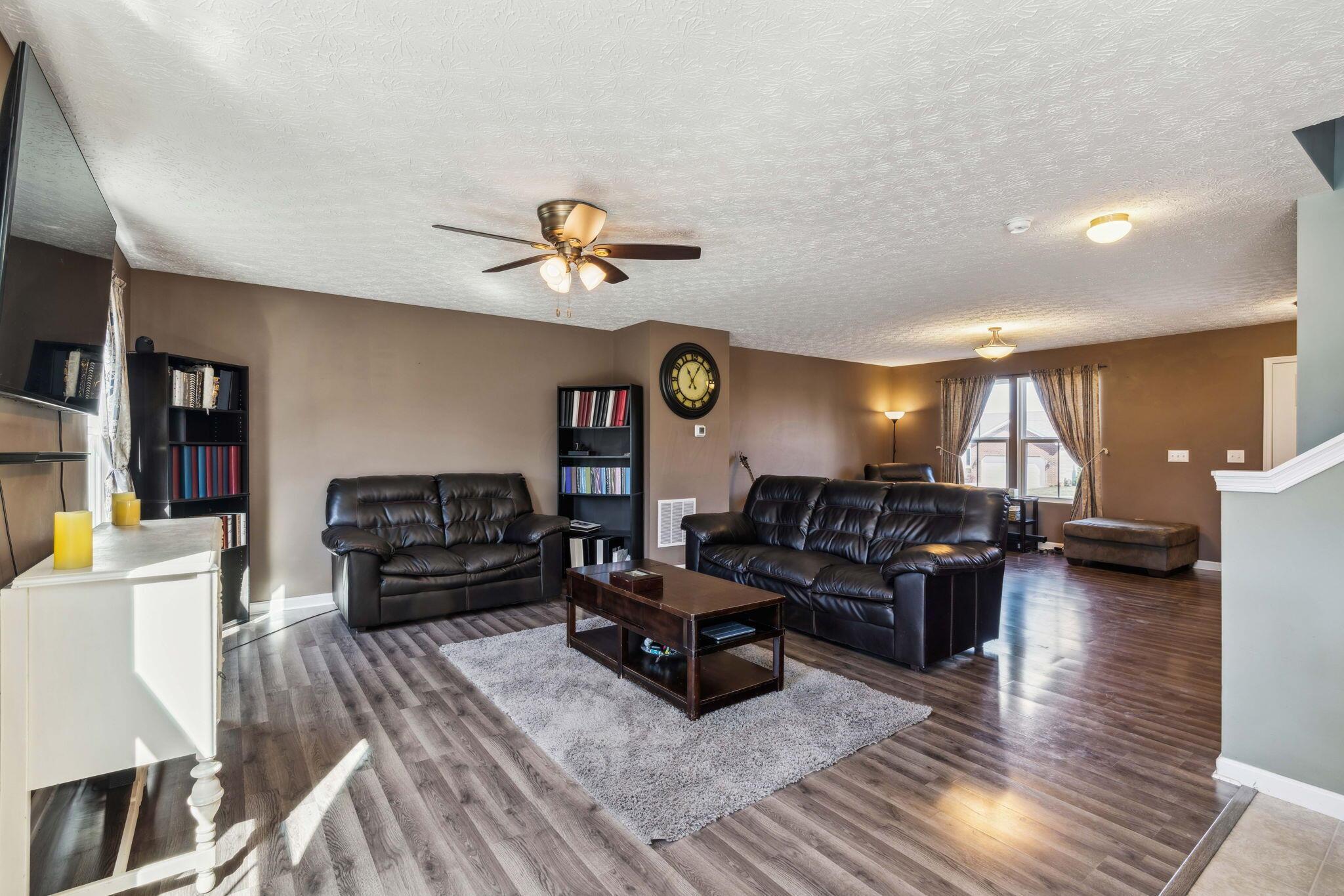 2546 Sun Ridge Court Lancaster, OH 43130 - Photo 6 of 46 6-web-or-mls-2546-sun-ridge-ct