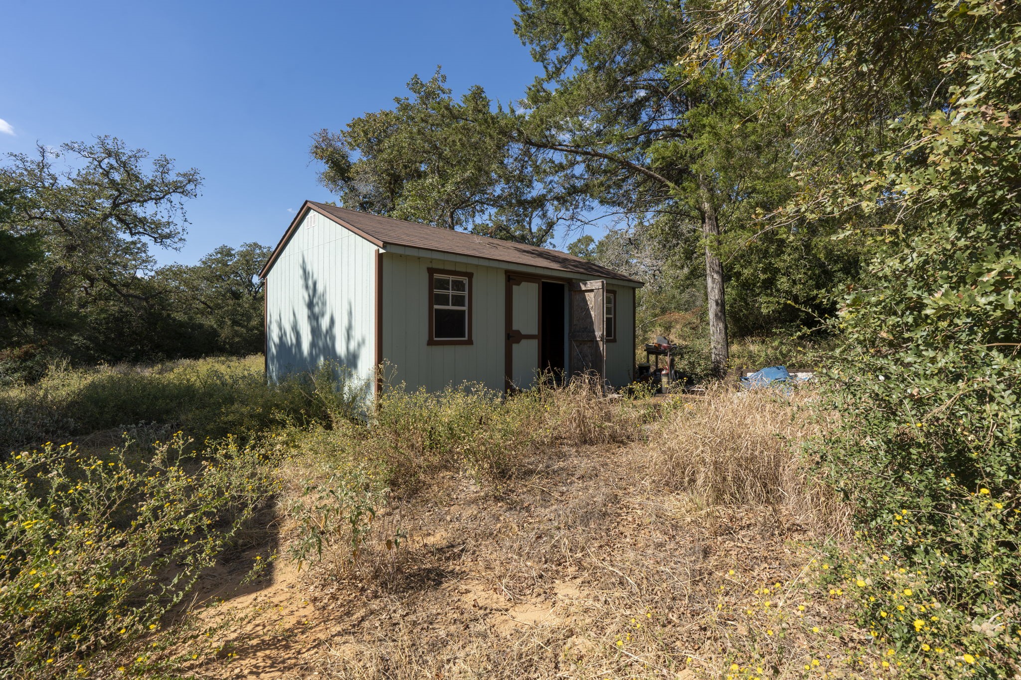 3115 Chuckwagon Road Luling, TX 78648 - Photo 3 of 25