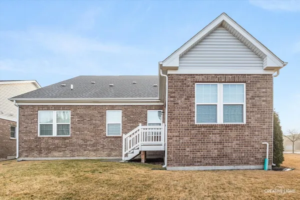 $458,500 | 1869 Glenlake Court, New Lenox, IL 60451