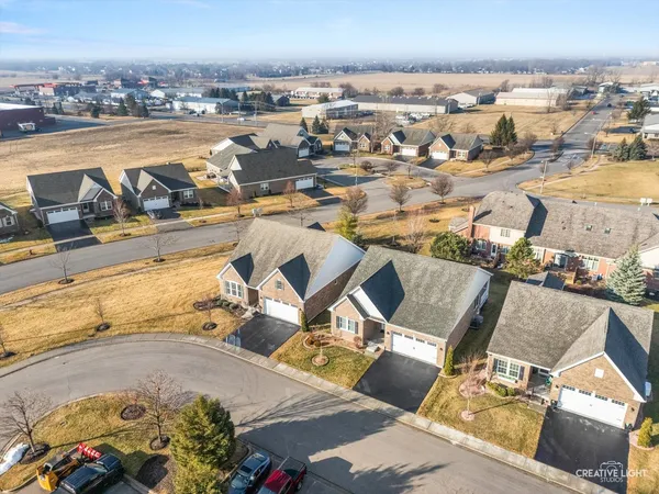 $458,500 | 1869 Glenlake Court, New Lenox, IL 60451