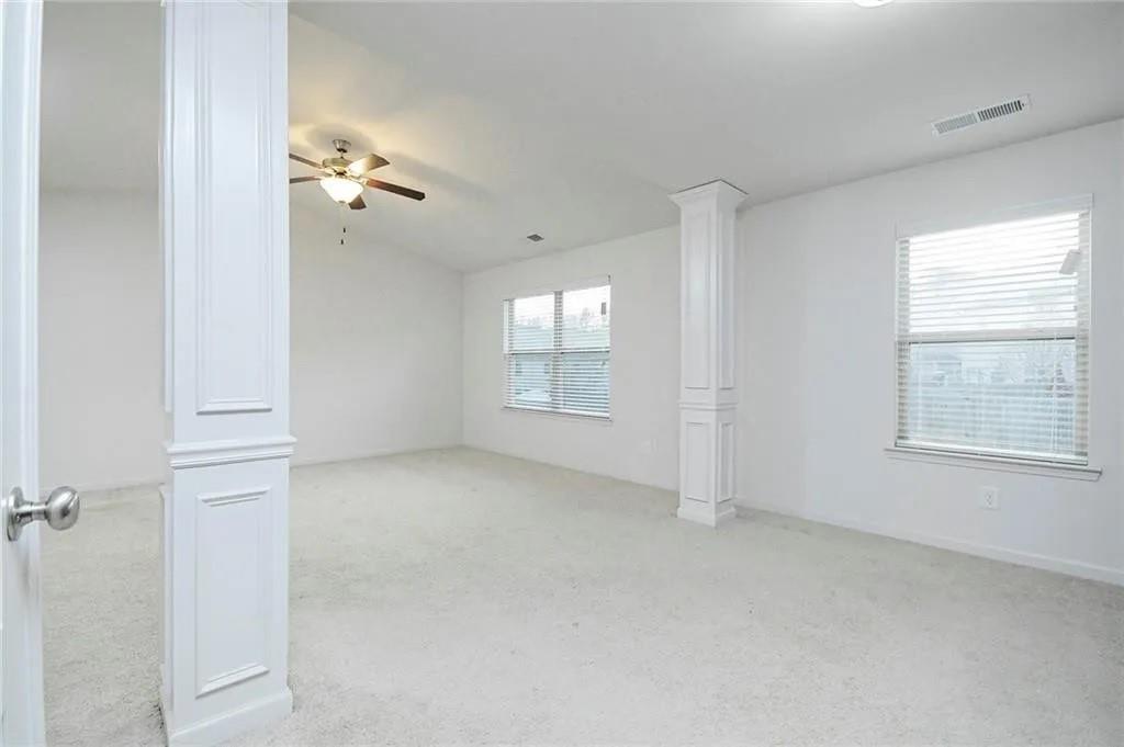 3934 Princeton Lakes Pass Southwest Atlanta, GA 30331 - Photo 32 of 35 an empty room with a window
