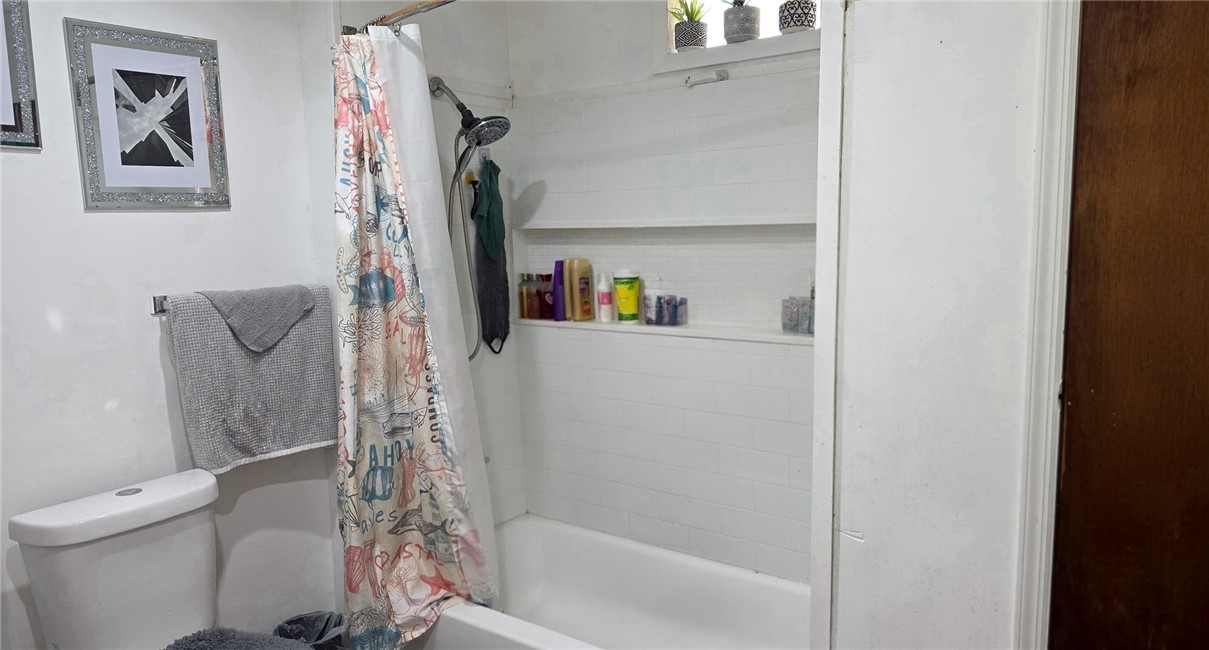 148 Parkway Rochester, NY 14608 - Photo 10 of 18 Downstairs Apt. Newly Remolded Bathroom