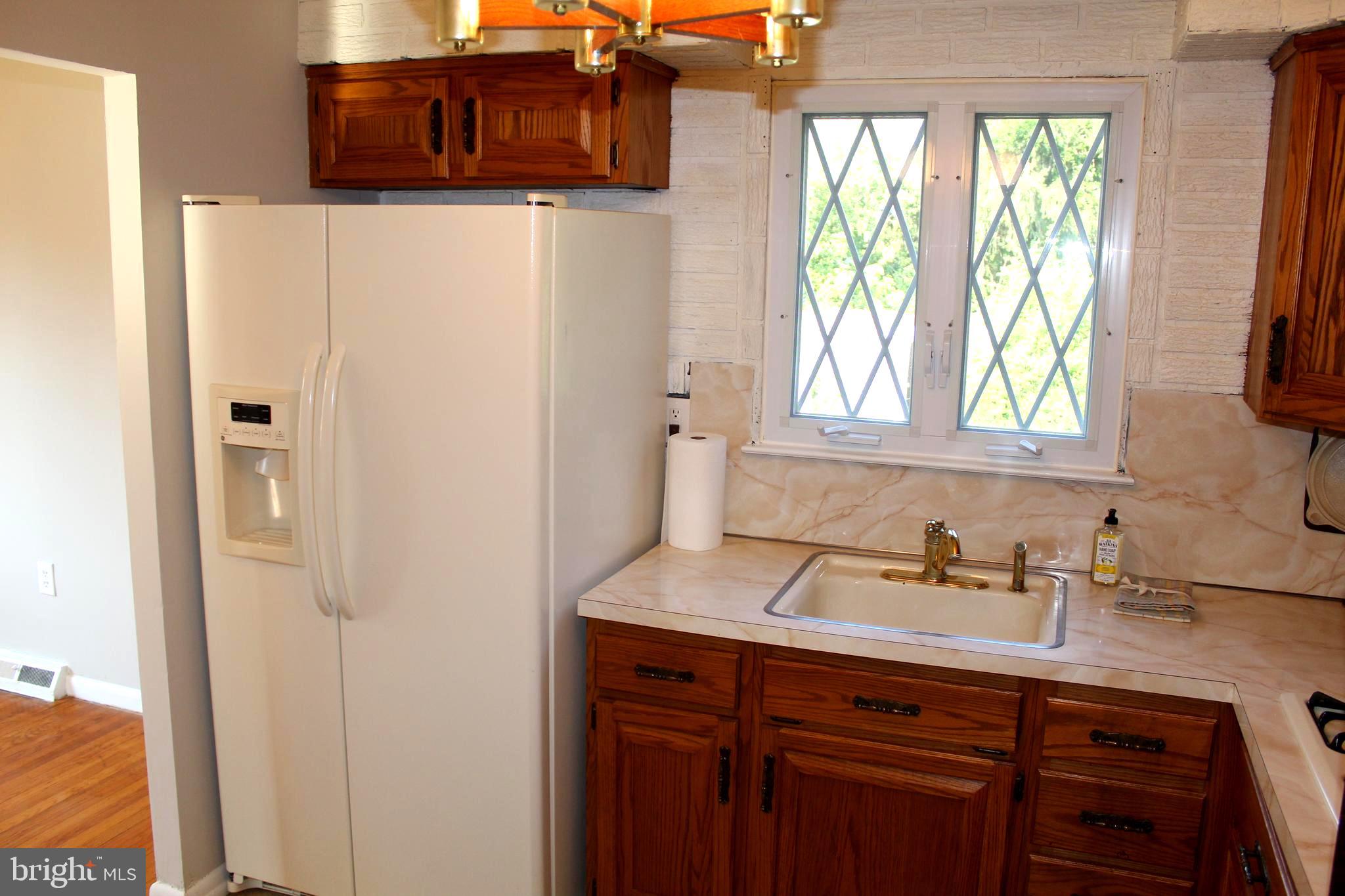 1211 Roberts Road Warminster, PA 18974 - Photo 12 of 25 Gallery Image 12