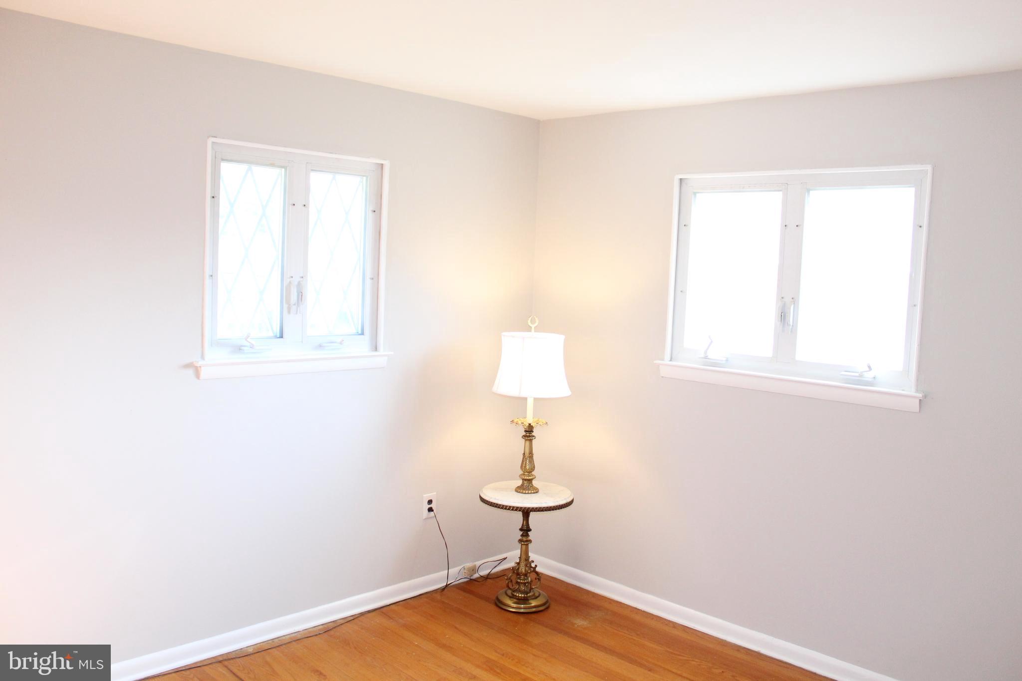 1211 Roberts Road Warminster, PA 18974 - Photo 18 of 25 Gallery Image 18