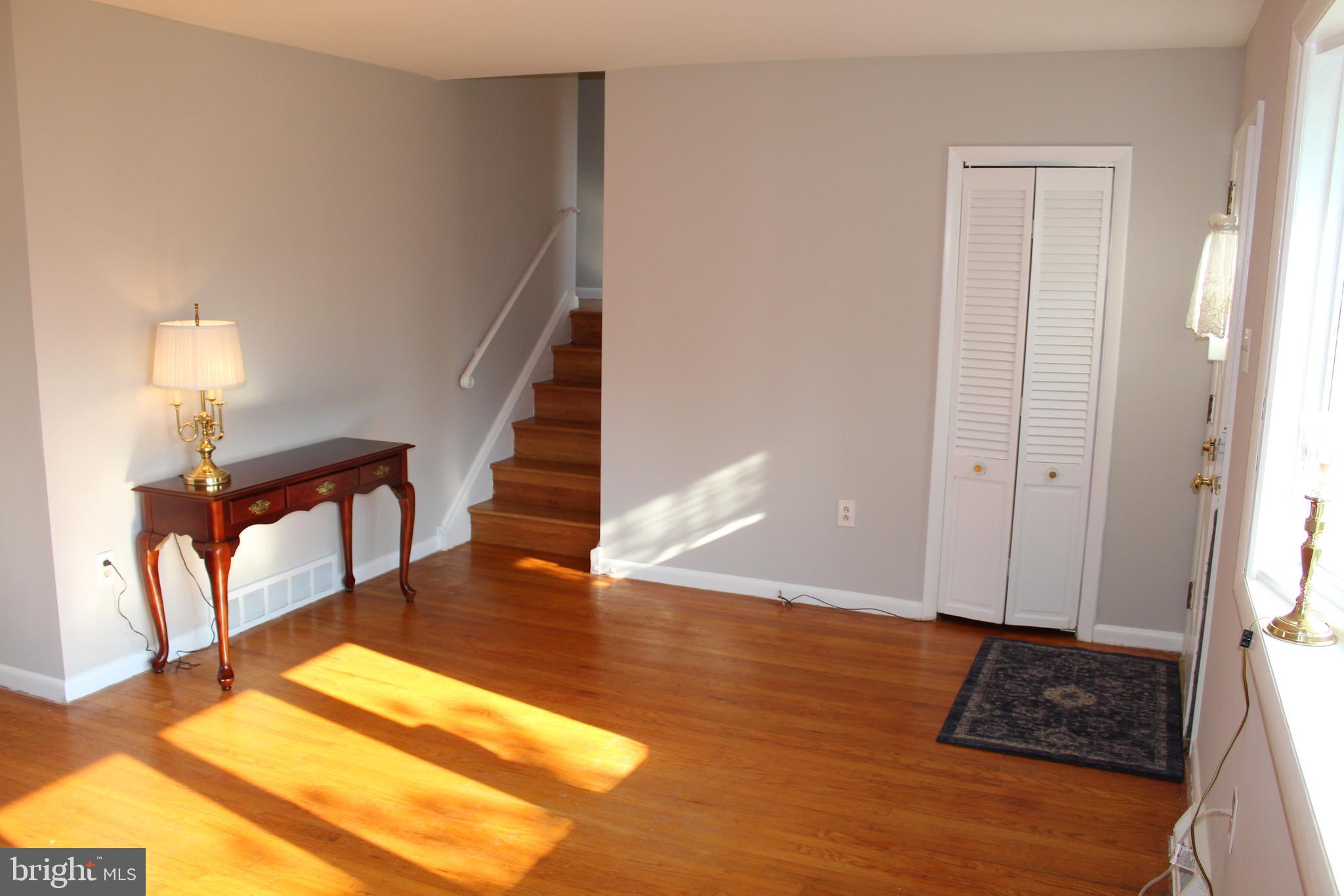 1211 Roberts Road Warminster, PA 18974 - Photo 8 of 25 Gallery Image 8